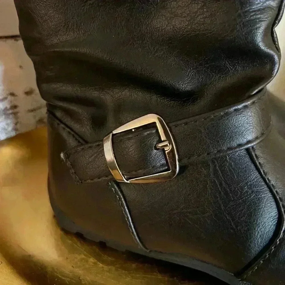 GIRLS DARK BROWN BOOT SIZE 10